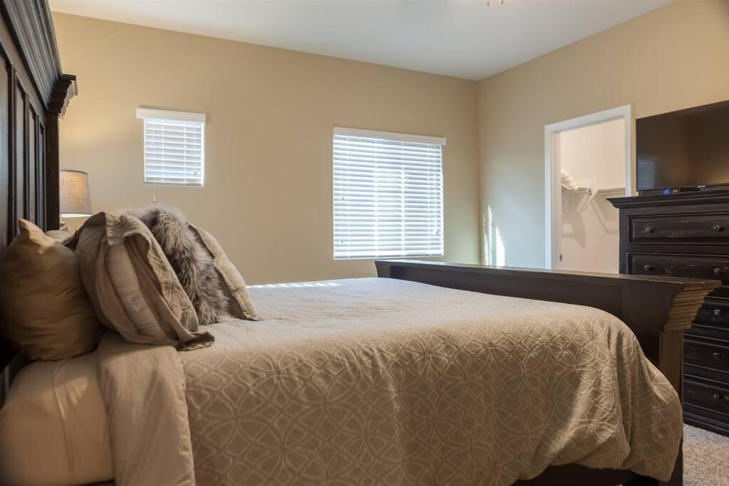 Gated Townhouse With Heated Pool, Hot Tub, Near Us60 Mesa Exterior foto
