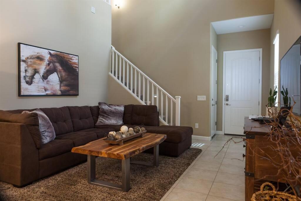 Gated Townhouse With Heated Pool, Hot Tub, Near Us60 Mesa Exterior foto